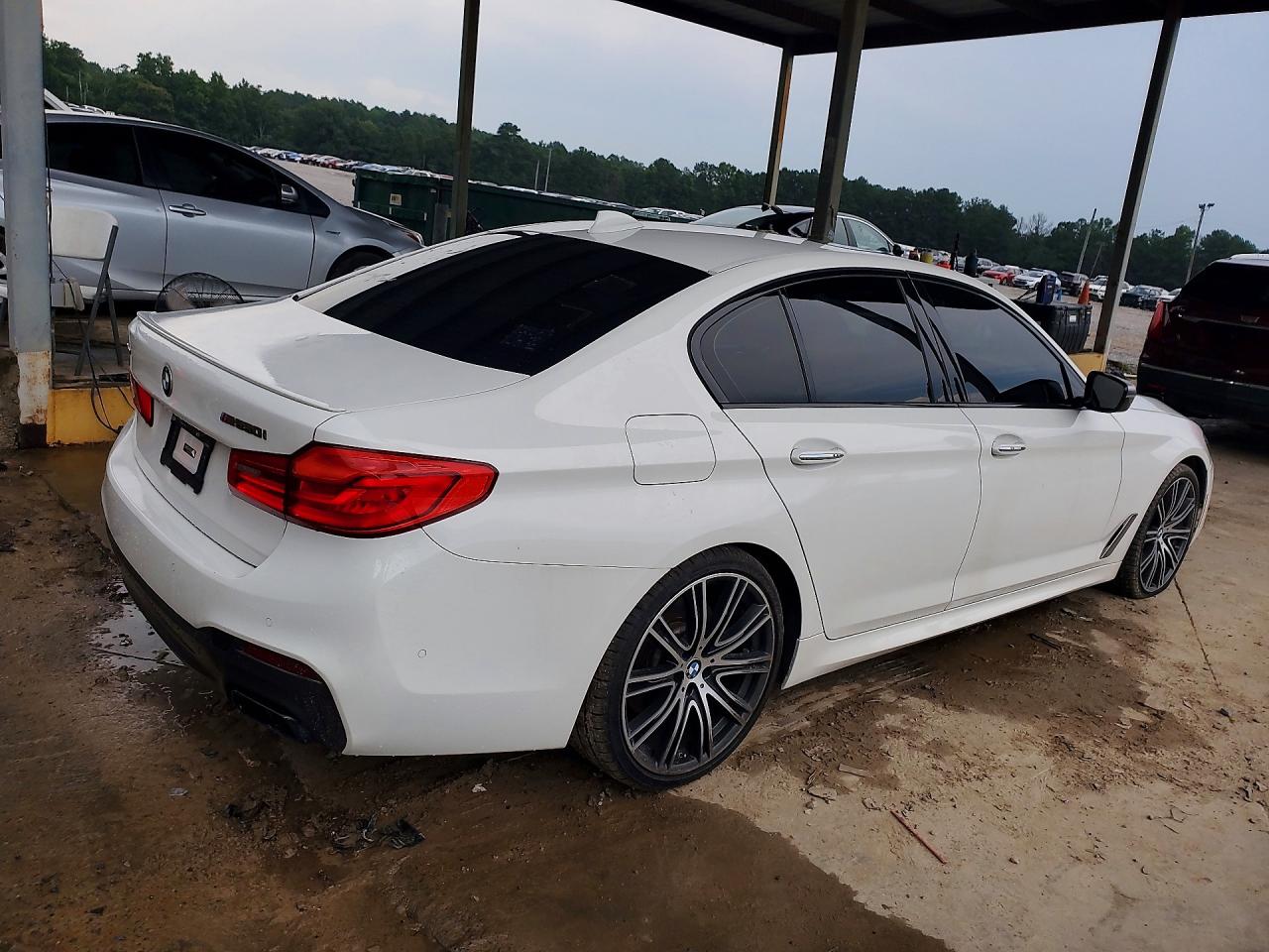 2018 BMW M550XI — снимка 3