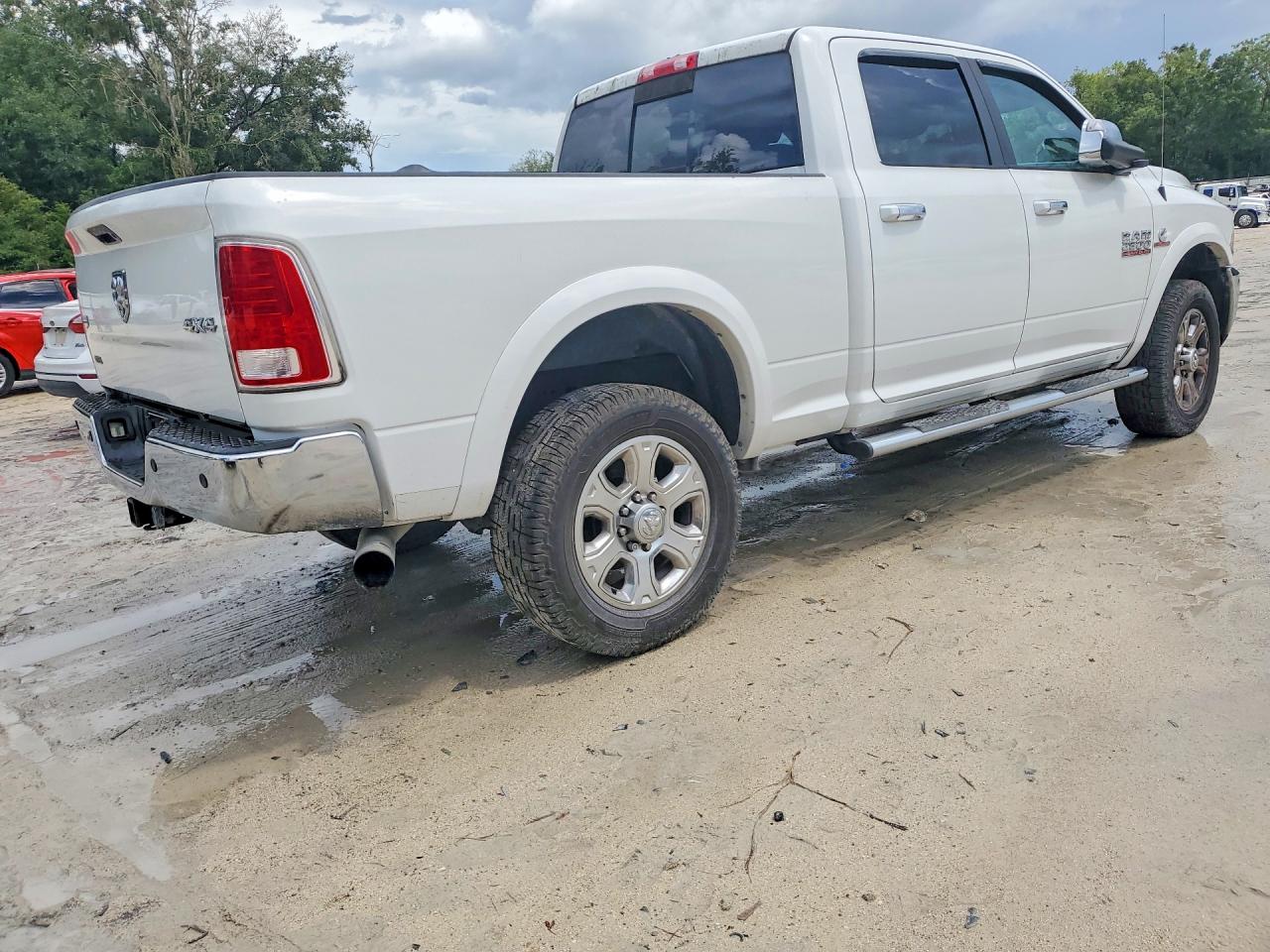 2015 RAM 2500 LARAMIE — снимка 3