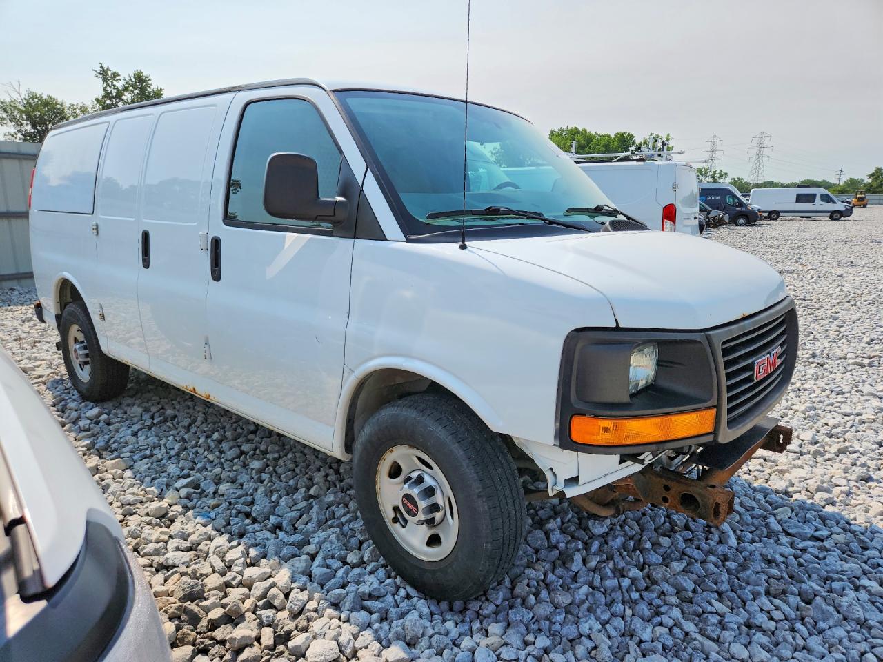 2015 GMC SAVANA G2500 — снимка 3
