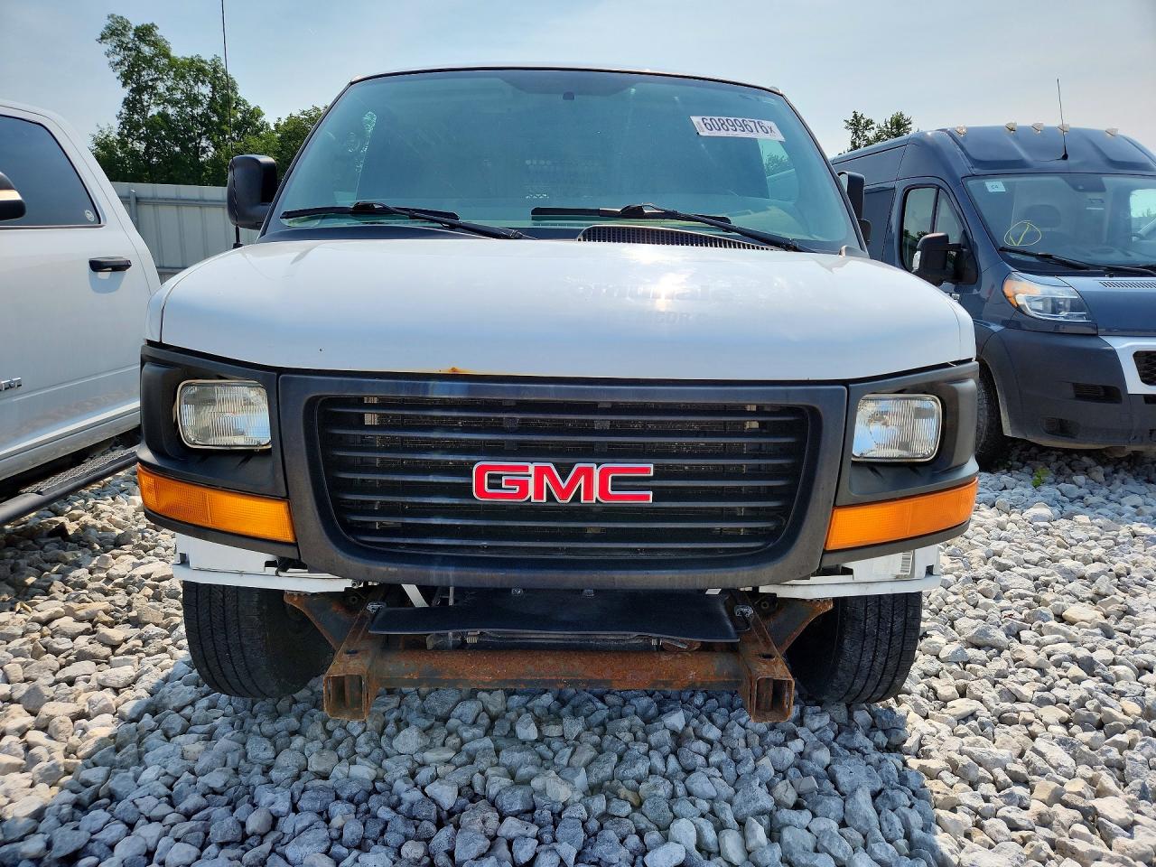 2015 GMC SAVANA G2500 — снимка 4