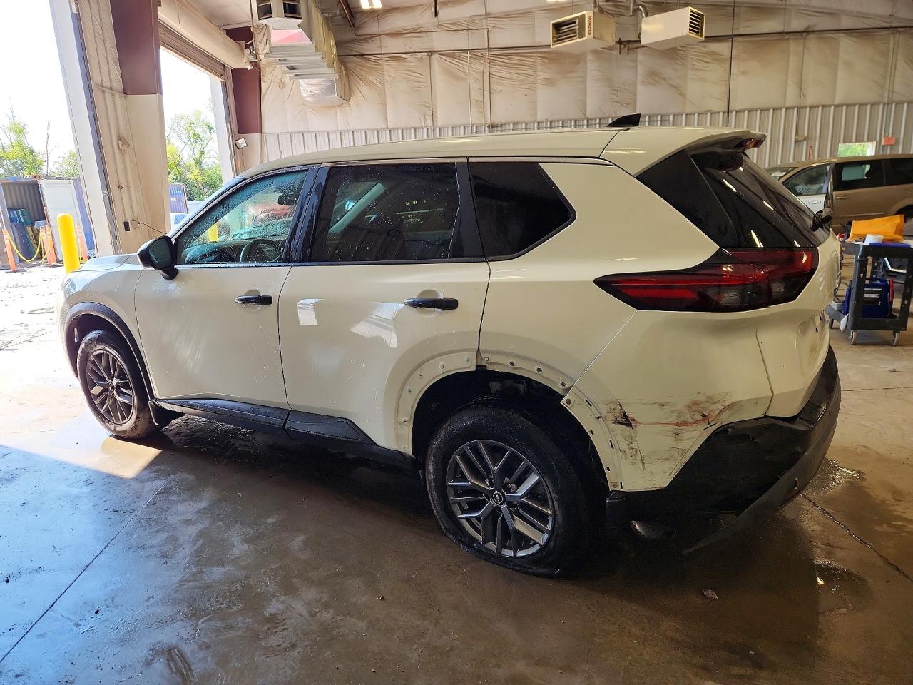 2023 NISSAN ROGUE S — снимка 2
