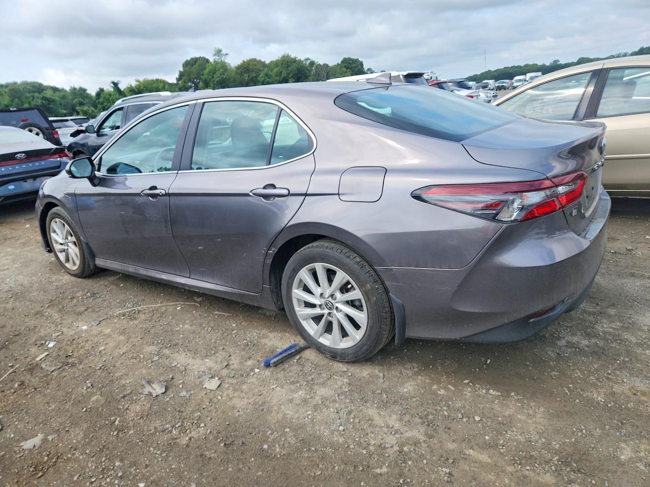 2024 TOYOTA CAMRY LE — снимка 2
