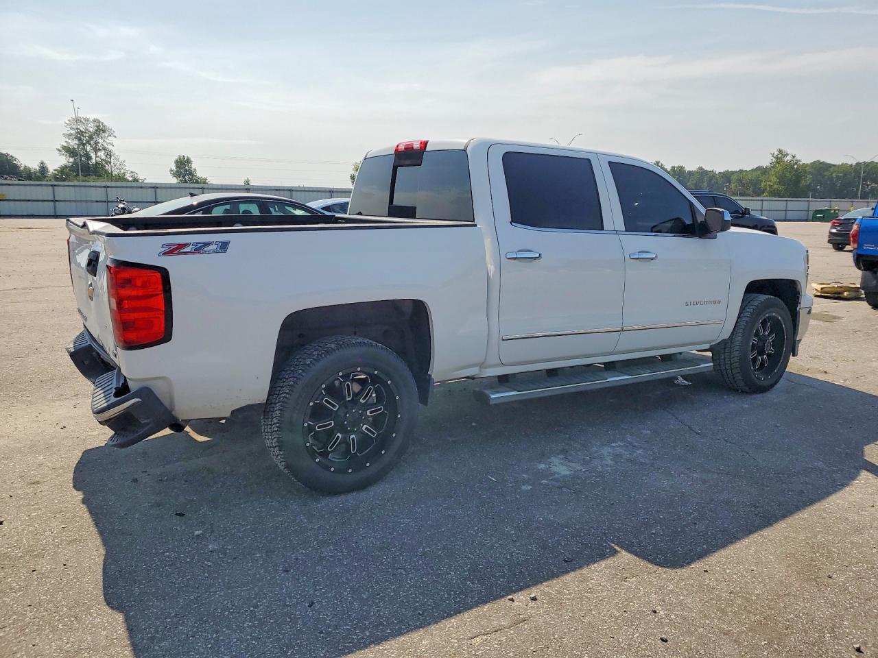 2015 CHEVROLET SILVERADO K1500 LTZ — снимка 3