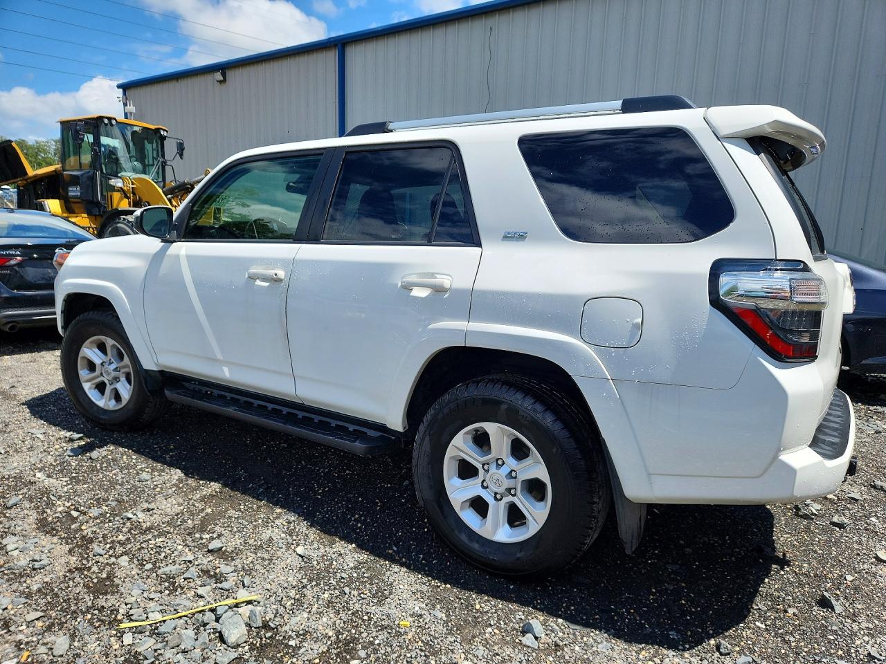 2022 TOYOTA 4RUNNER SR5 — снимка 2