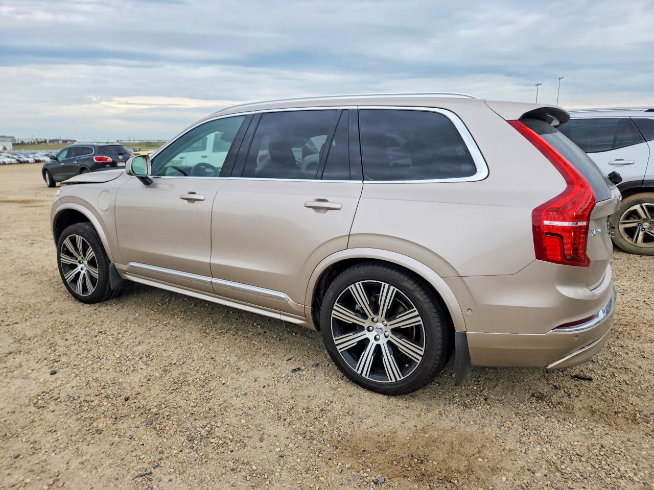 2025 VOLVO XC90 ULTRA — снимка 2