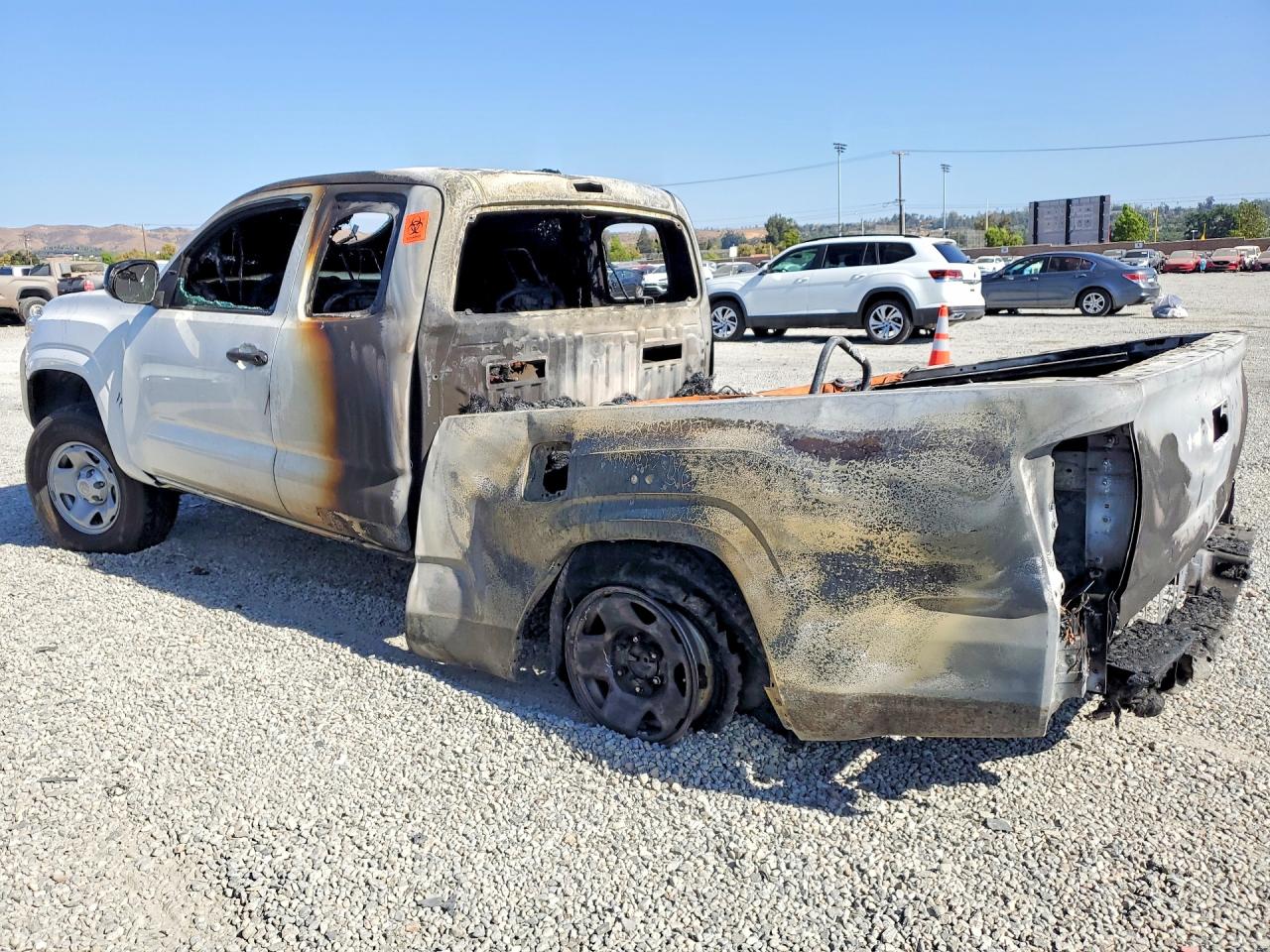 2023 TOYOTA TACOMA SR — снимка 2
