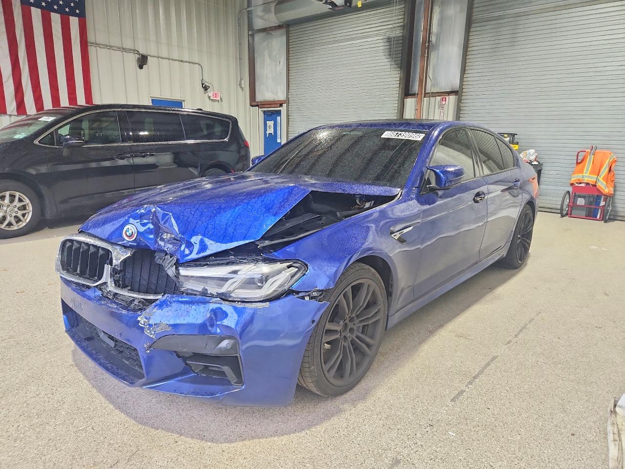 2022 BMW M5