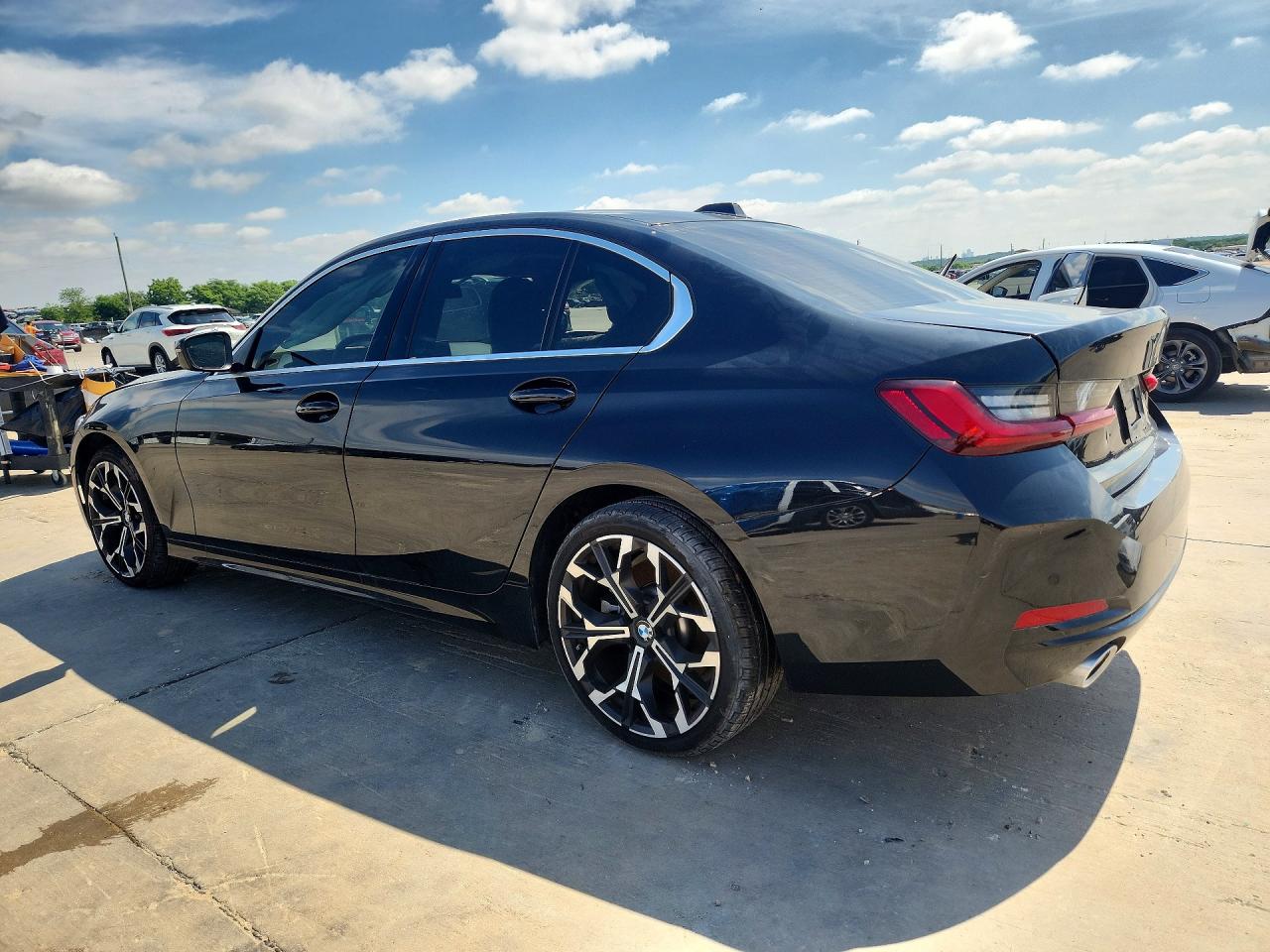 2025 BMW 330I — снимка 2