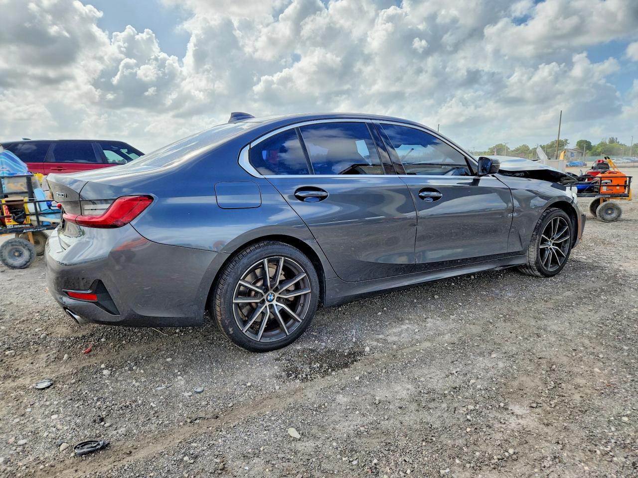 2019 BMW 330I — снимка 3