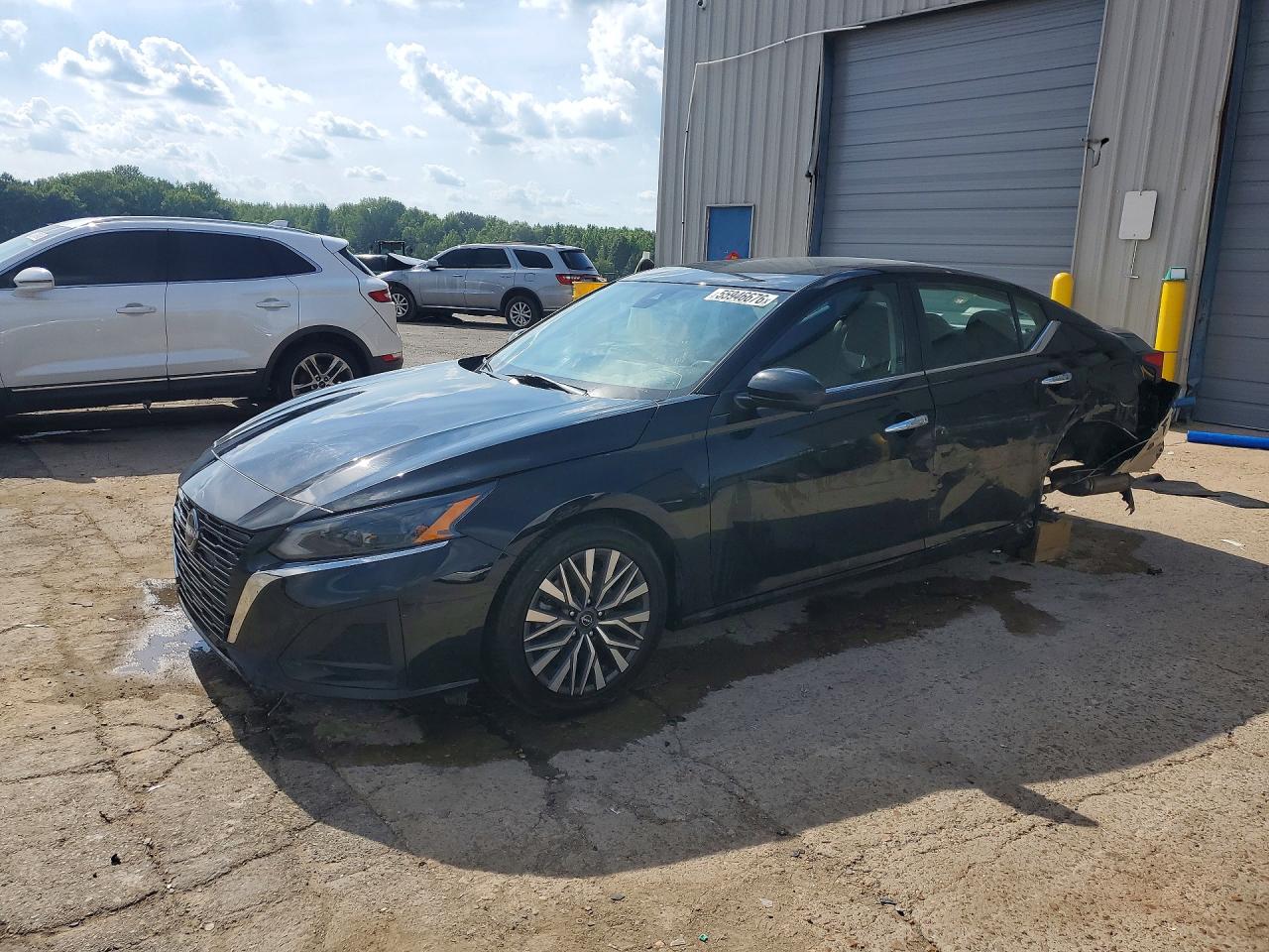 2023 NISSAN ALTIMA SV