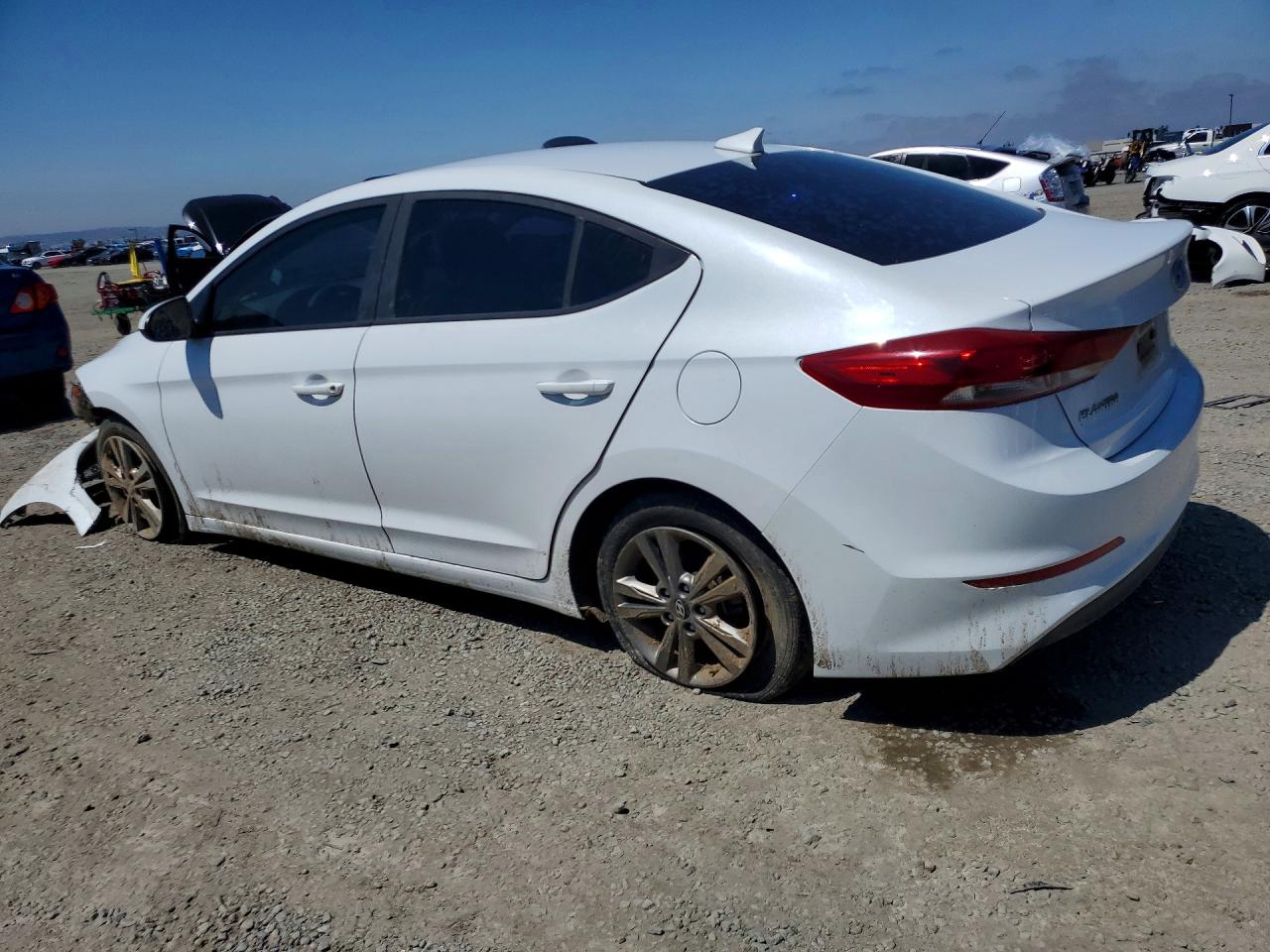 2018 HYUNDAI ELANTRA SEL — снимка 2
