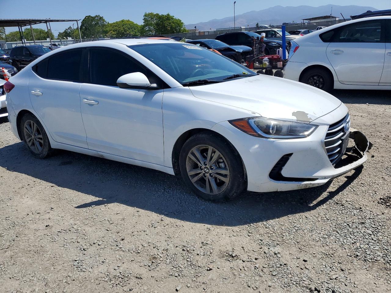2018 HYUNDAI ELANTRA SEL — снимка 4