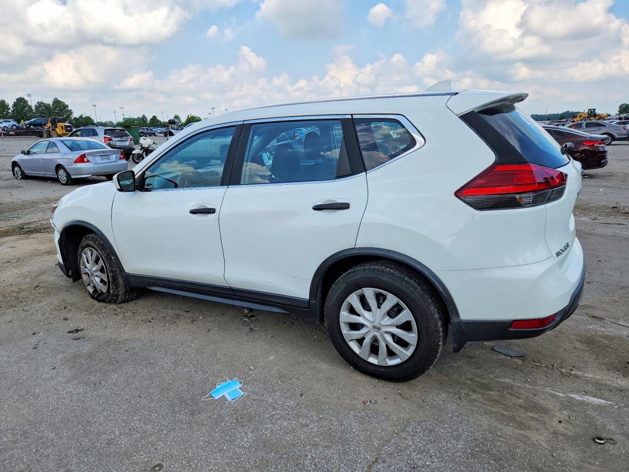 2017 NISSAN ROGUE S — снимка 2