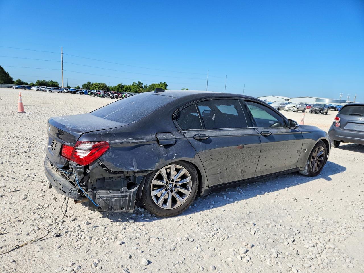 2014 BMW 740 LXI — снимка 3