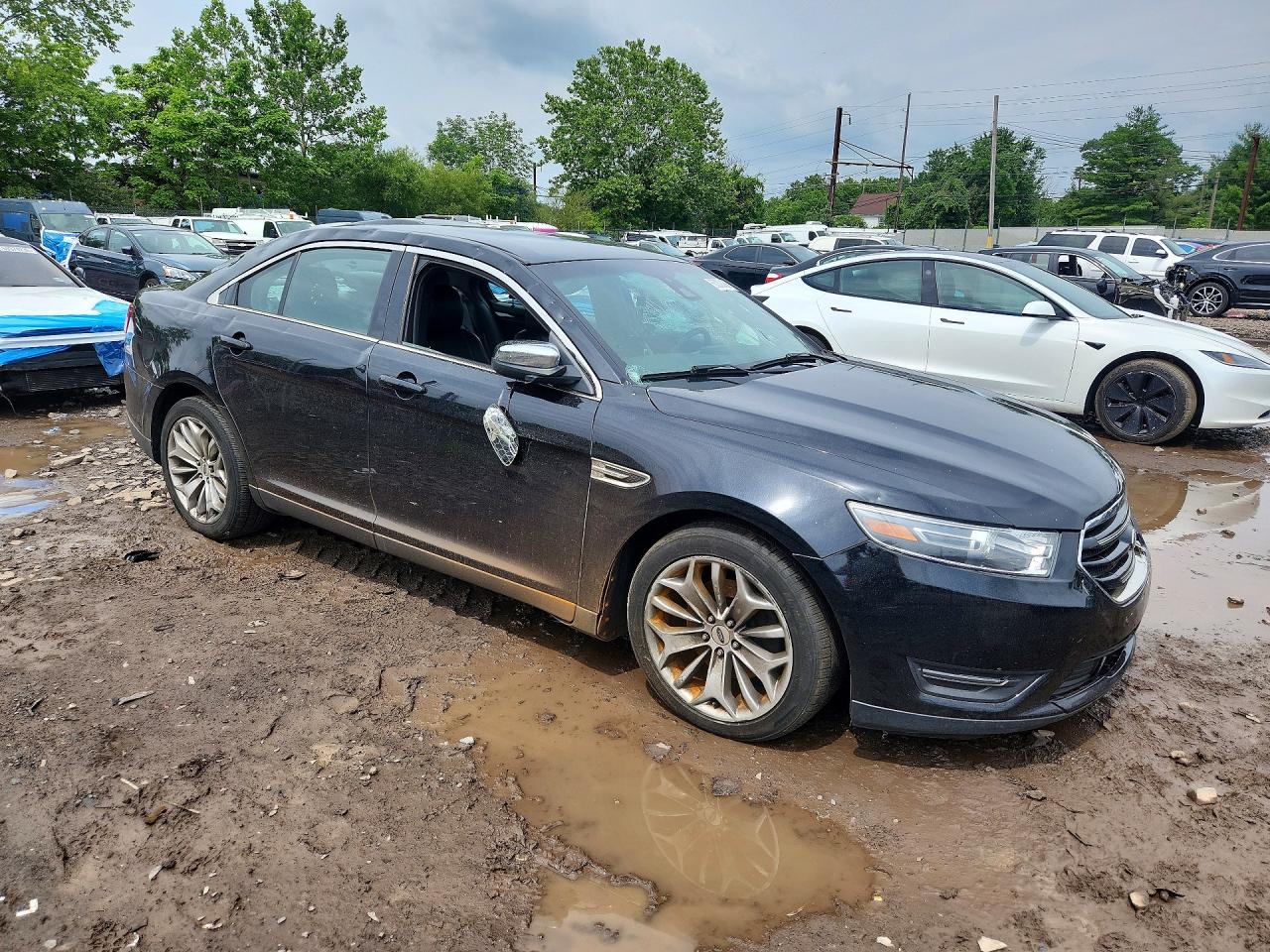2017 FORD TAURUS LIMITED — снимка 4