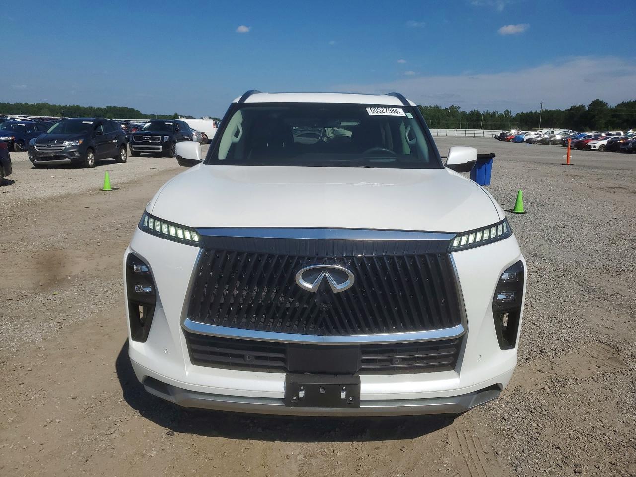 2025 INFINITI QX80 LUXE — снимка 5