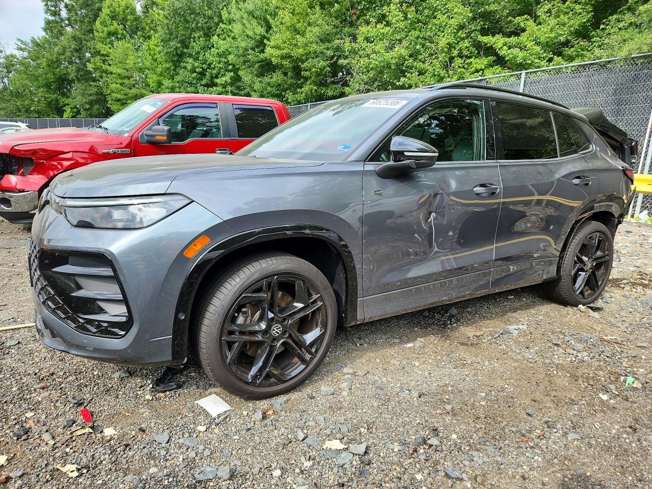 2025 VOLKSWAGEN TIGUAN SE R-LINE BLACK