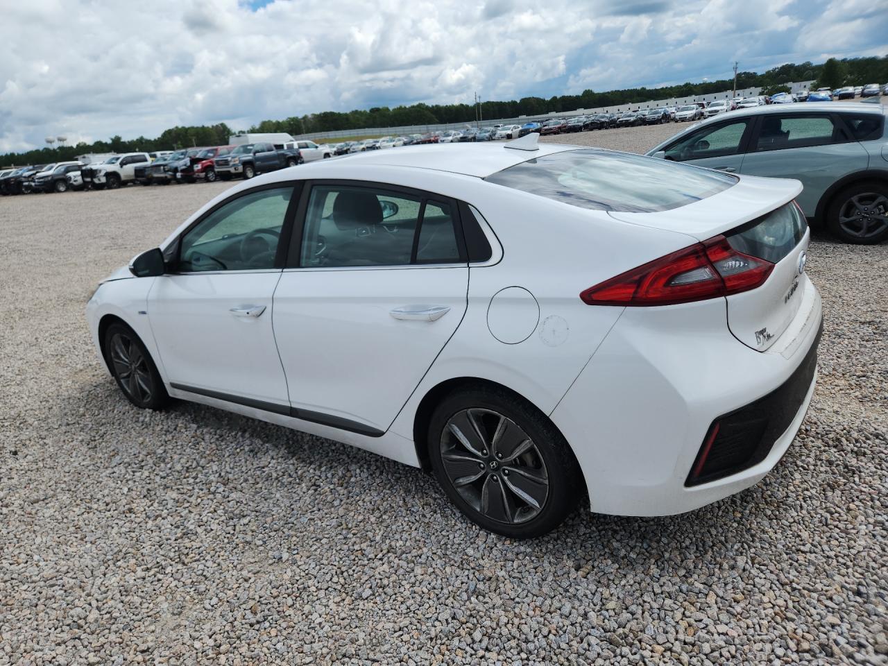 2017 HYUNDAI IONIQ LIMITED — снимка 2