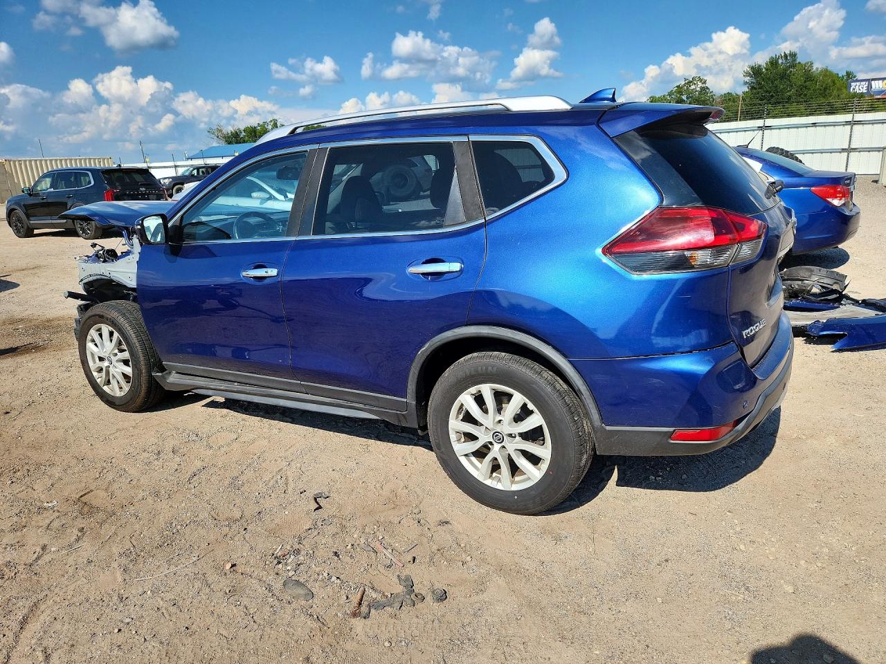 2020 NISSAN ROGUE SV — снимка 2