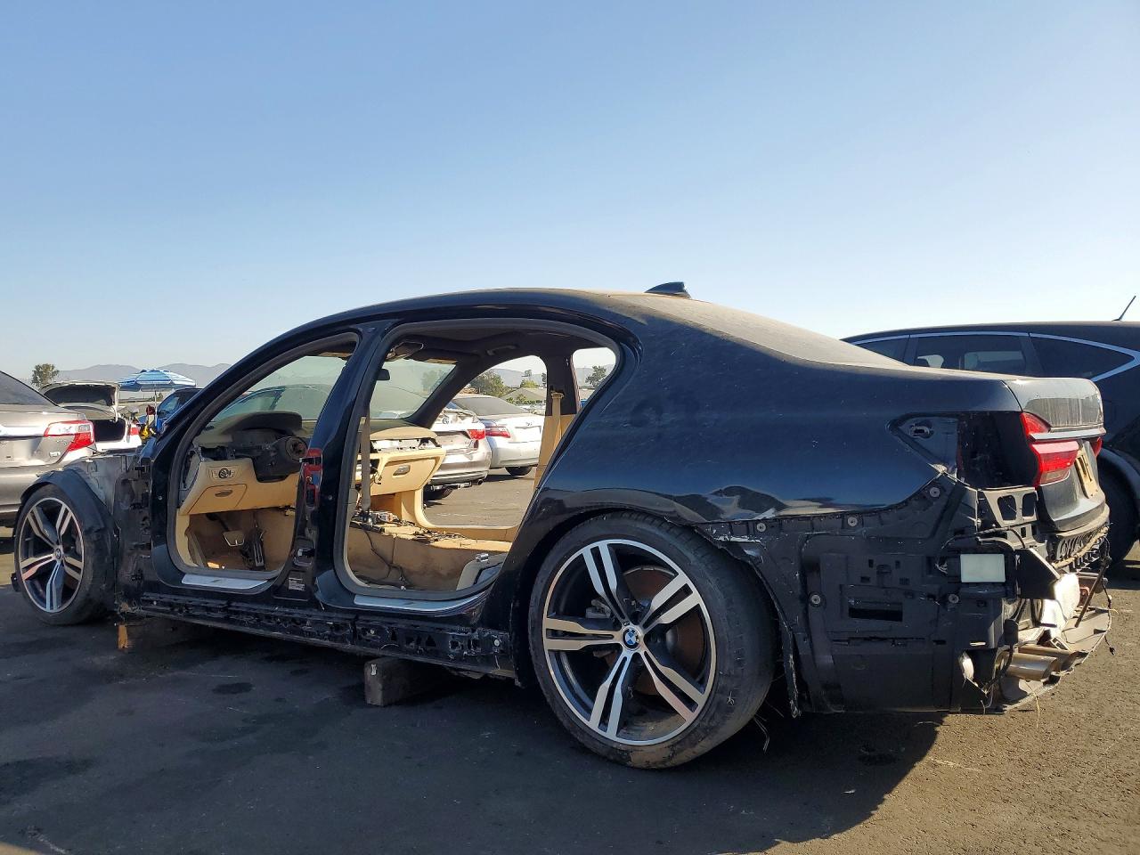 2019 BMW 750 I — снимка 2