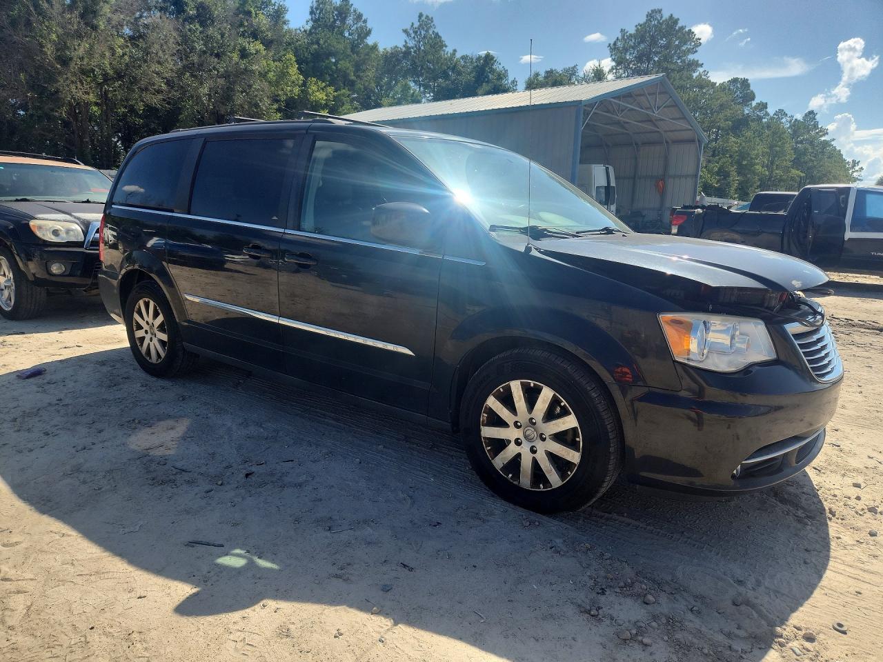 2015 CHRYSLER TOWN & COUNTRY TOURING — снимка 4
