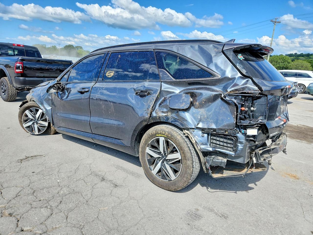 2022 KIA SORENTO EX — снимка 2