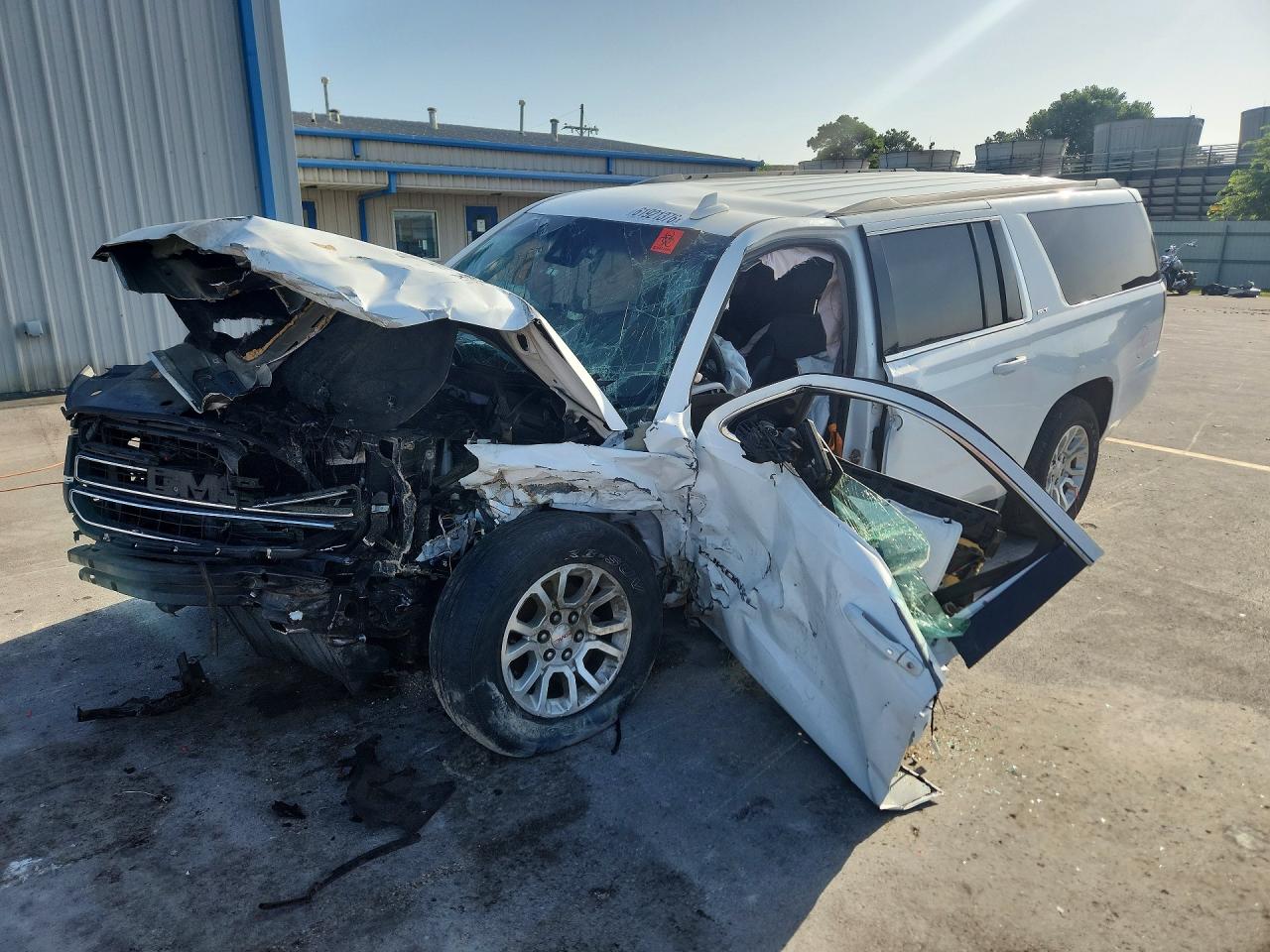 2017 GMC YUKON XL K1500 SLT