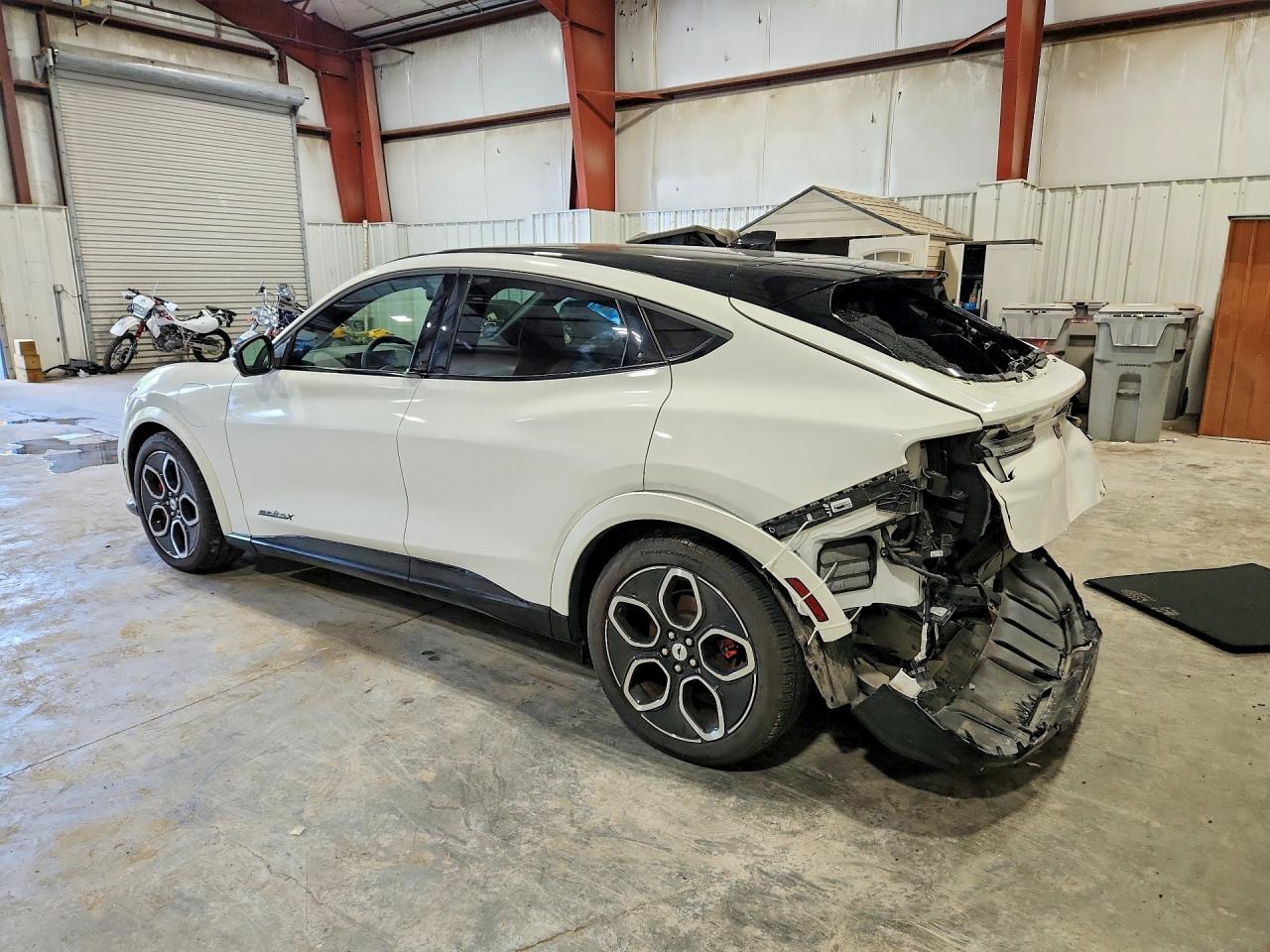 2023 FORD MUSTANG MACH-E GT — снимка 2
