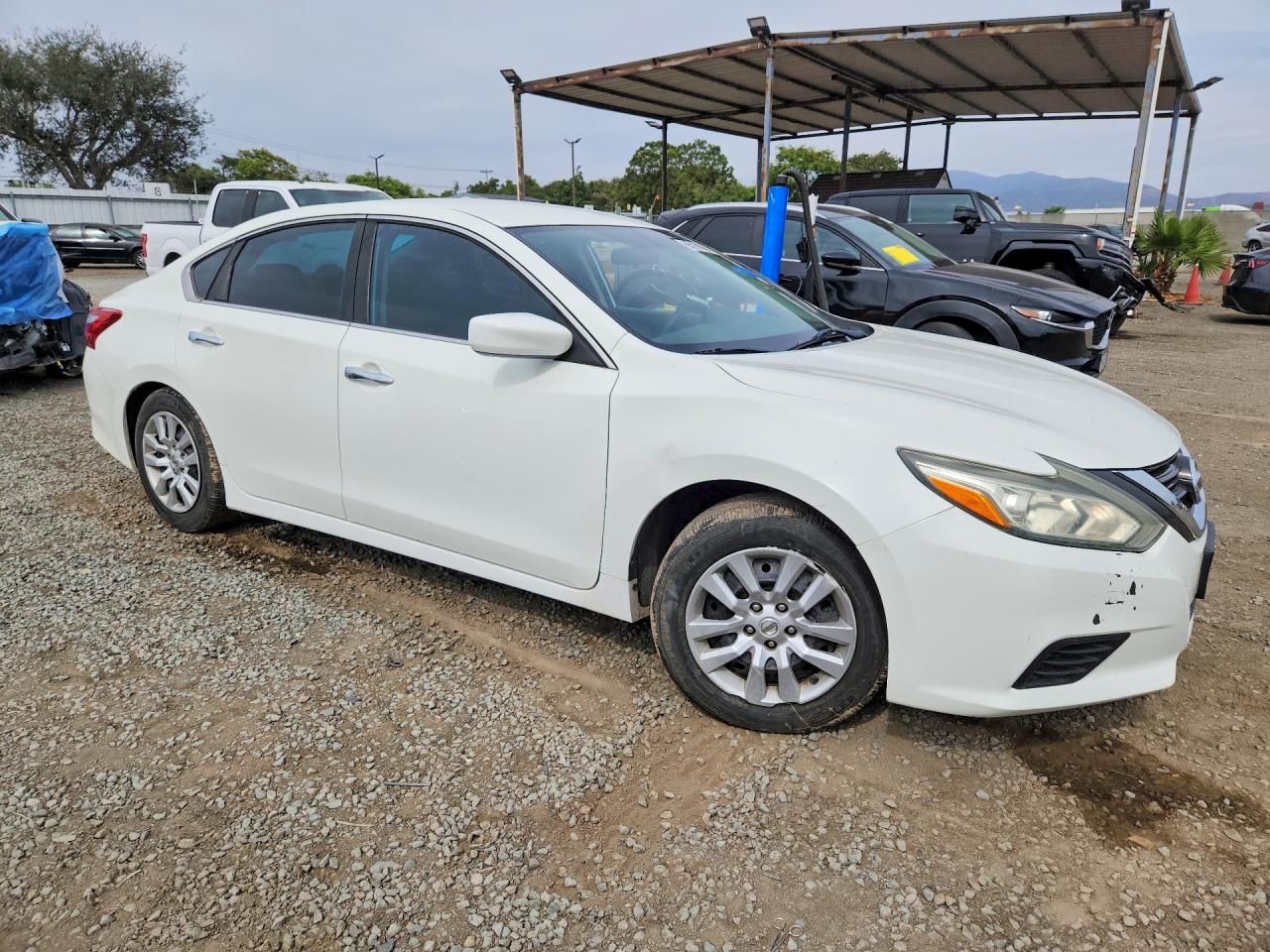 2017 NISSAN ALTIMA — снимка 4