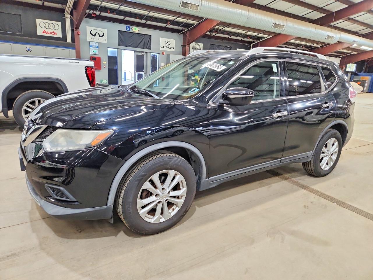 2015 NISSAN ROGUE SV