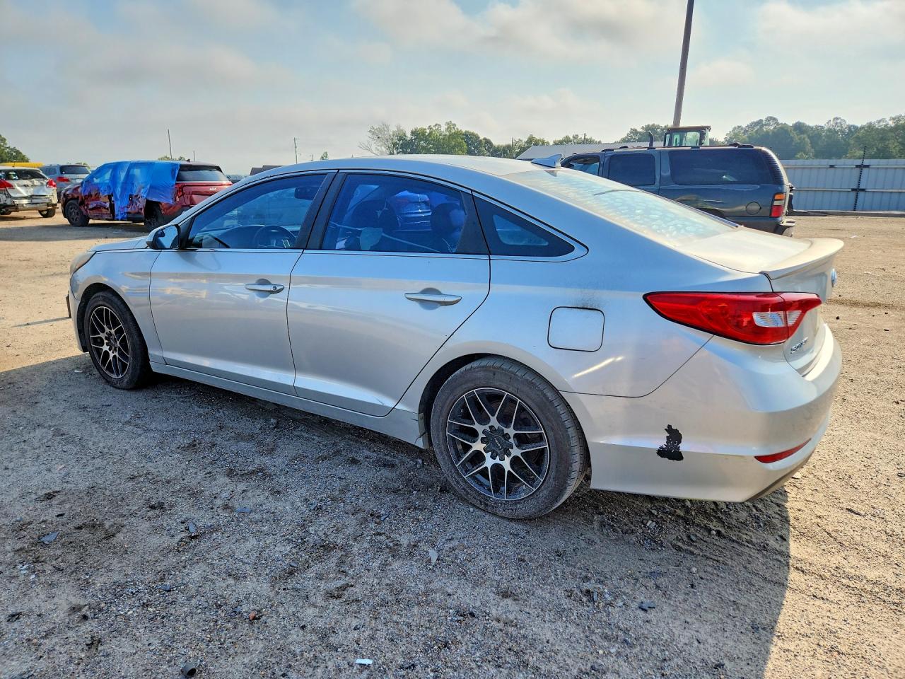 2015 HYUNDAI SONATA SE — снимка 2