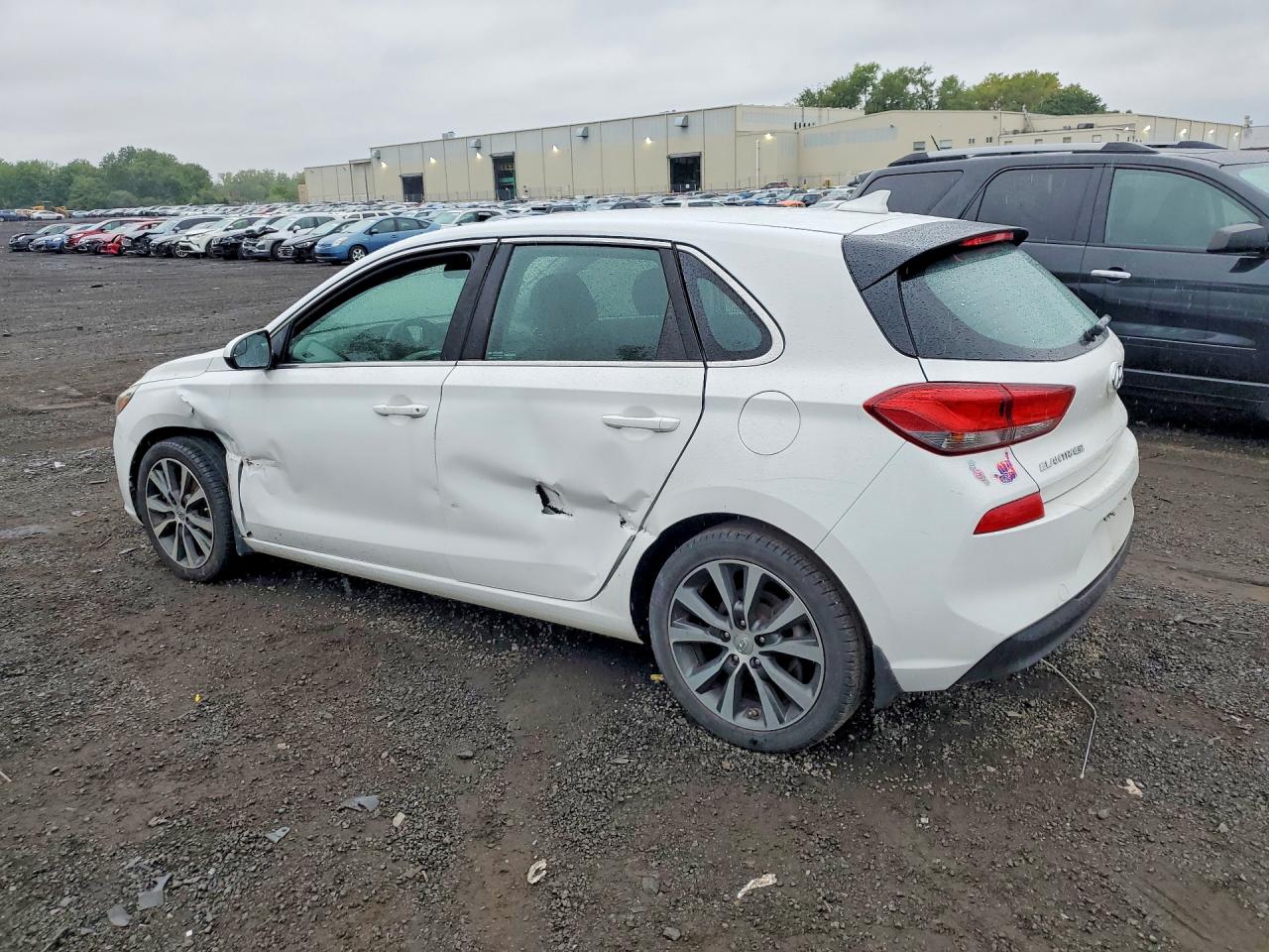2018 HYUNDAI ELANTRA GT BASE — снимка 2