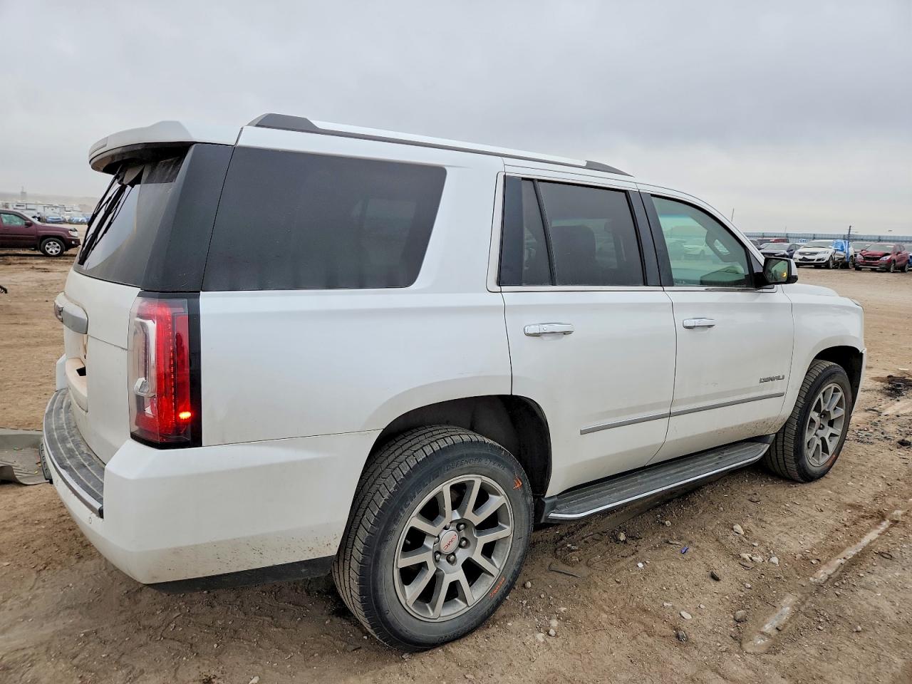 2016 GMC YUKON DENALI — снимка 3