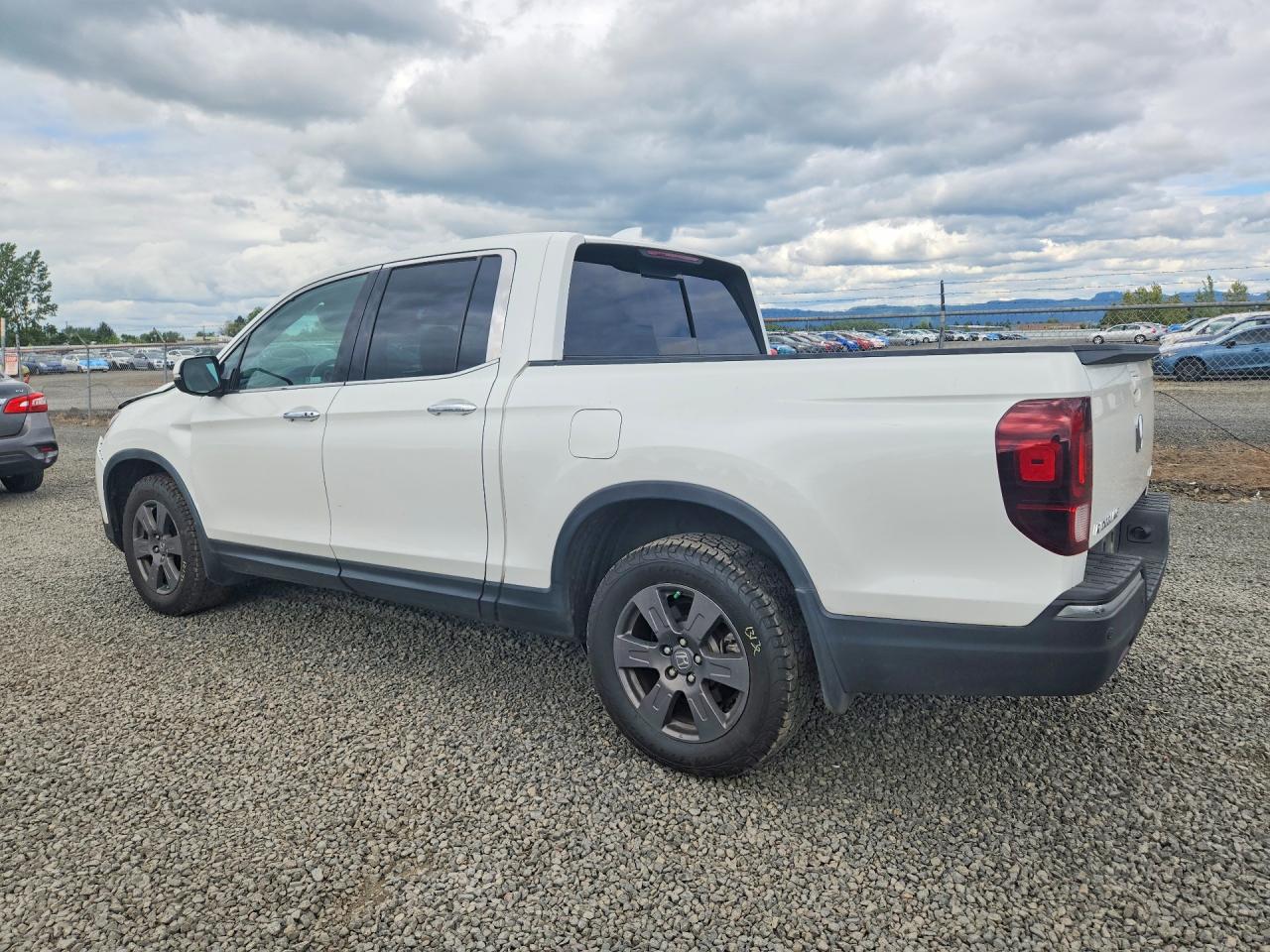 2020 HONDA RIDGELINE RTL — снимка 2