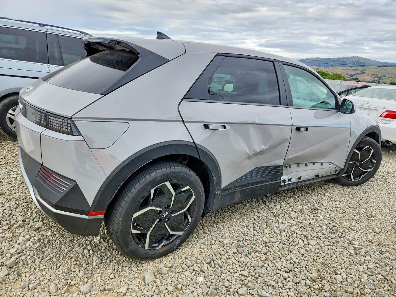 2024 HYUNDAI IONIQ 5 SEL — снимка 3