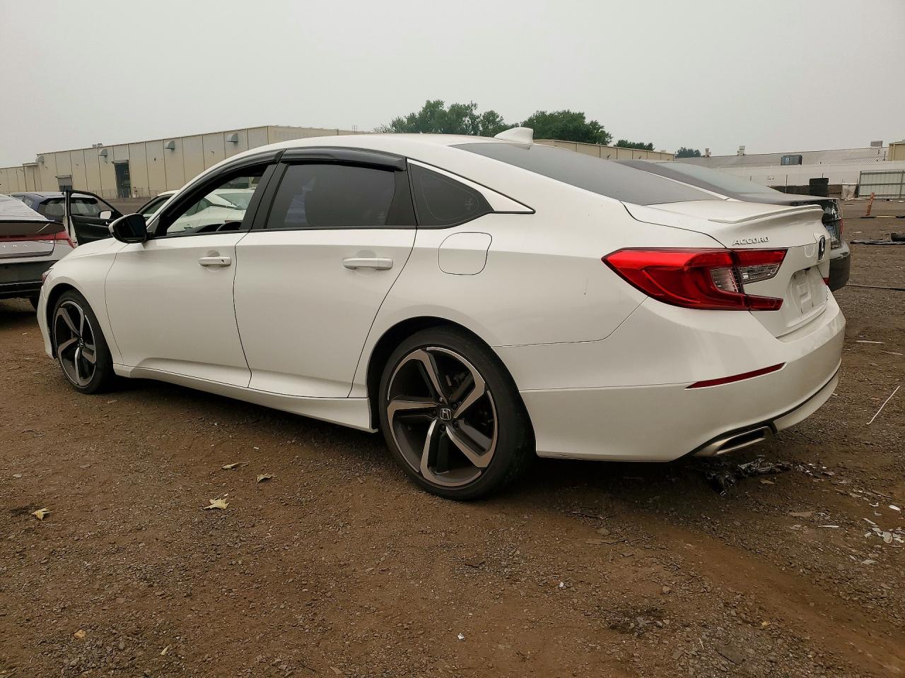 2018 HONDA ACCORD SPORT — снимка 2