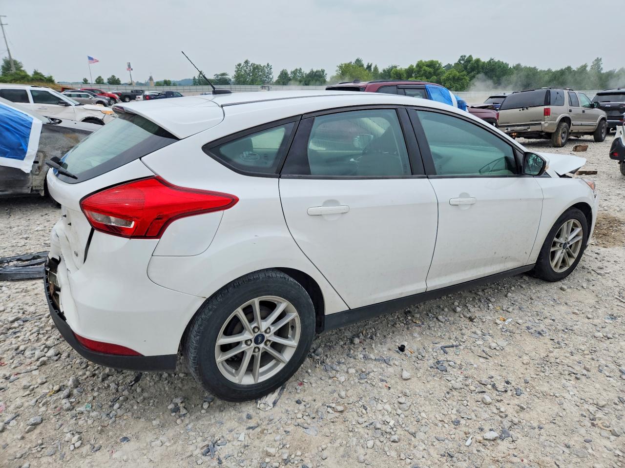 2017 FORD FOCUS SE — снимка 3