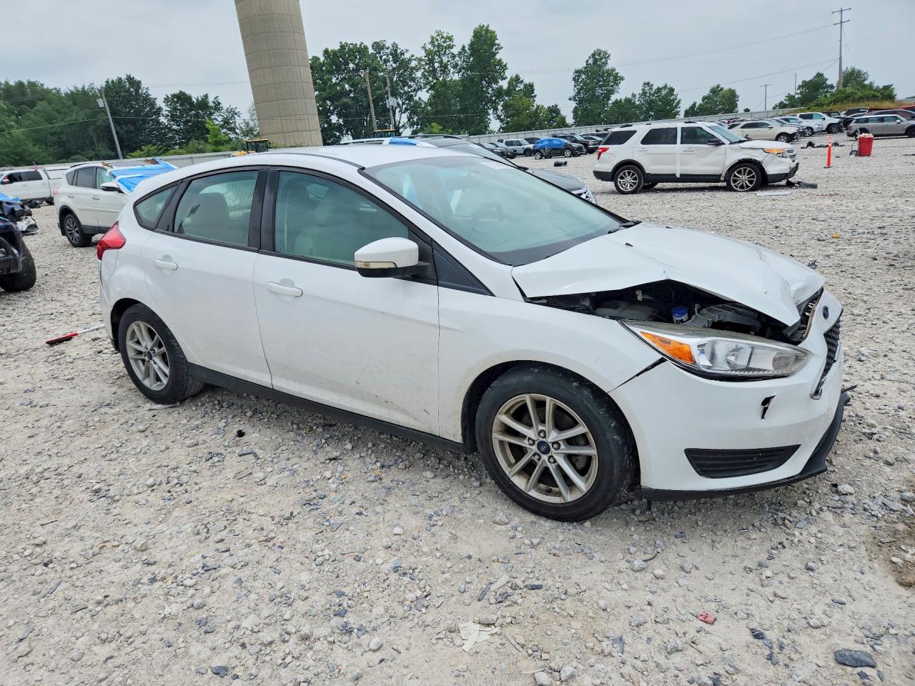 2017 FORD FOCUS SE — снимка 4