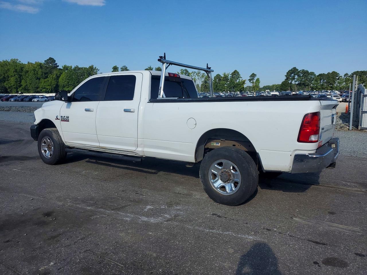 2016 RAM 2500 SLT — снимка 2