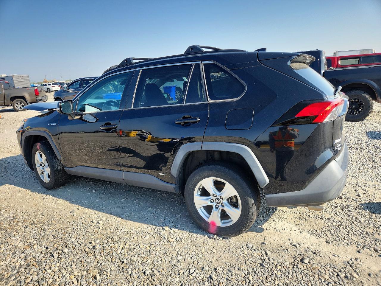 2020 TOYOTA RAV4 HYBRID XLE — снимка 2