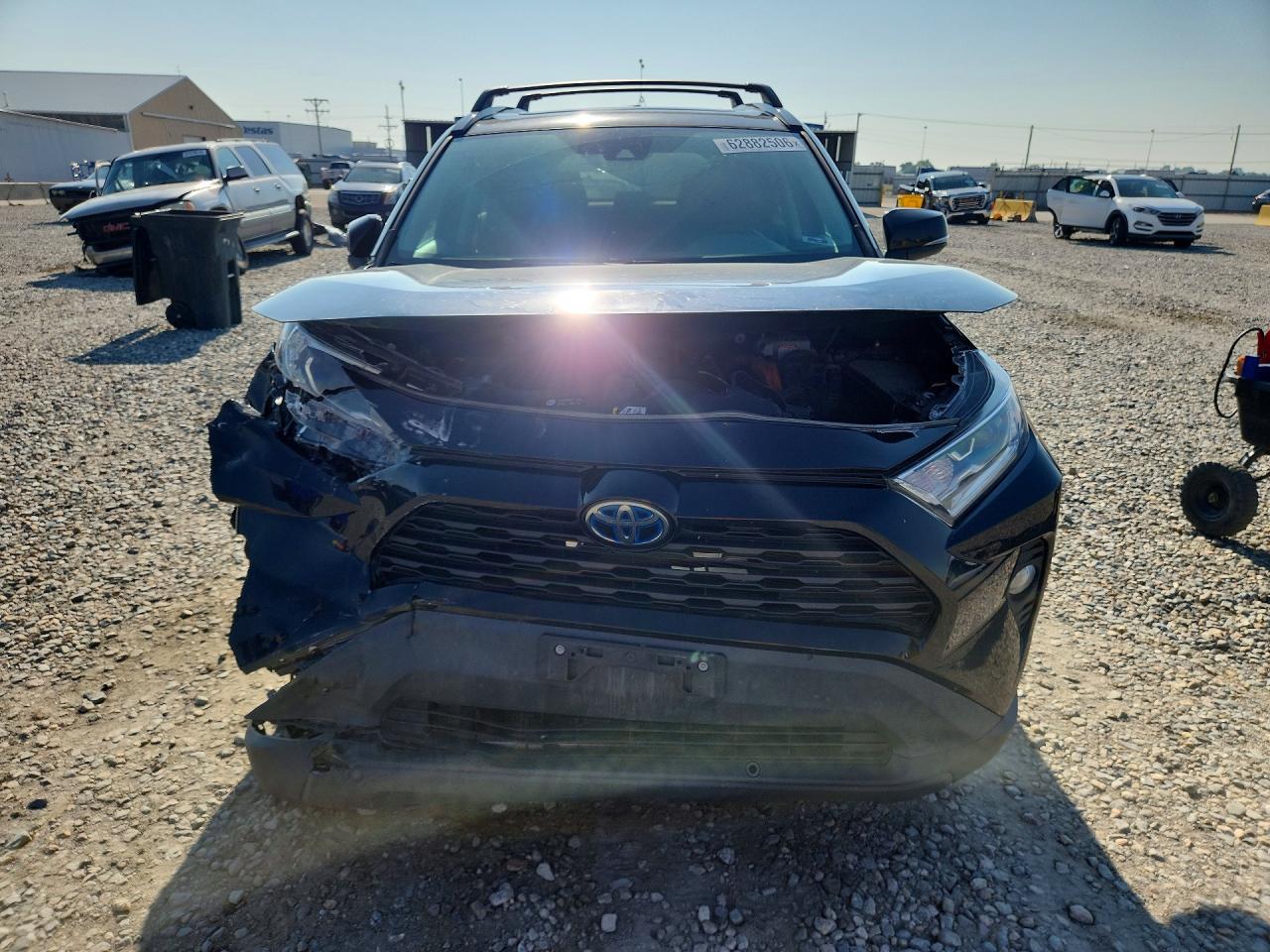 2020 TOYOTA RAV4 HYBRID XLE — снимка 5