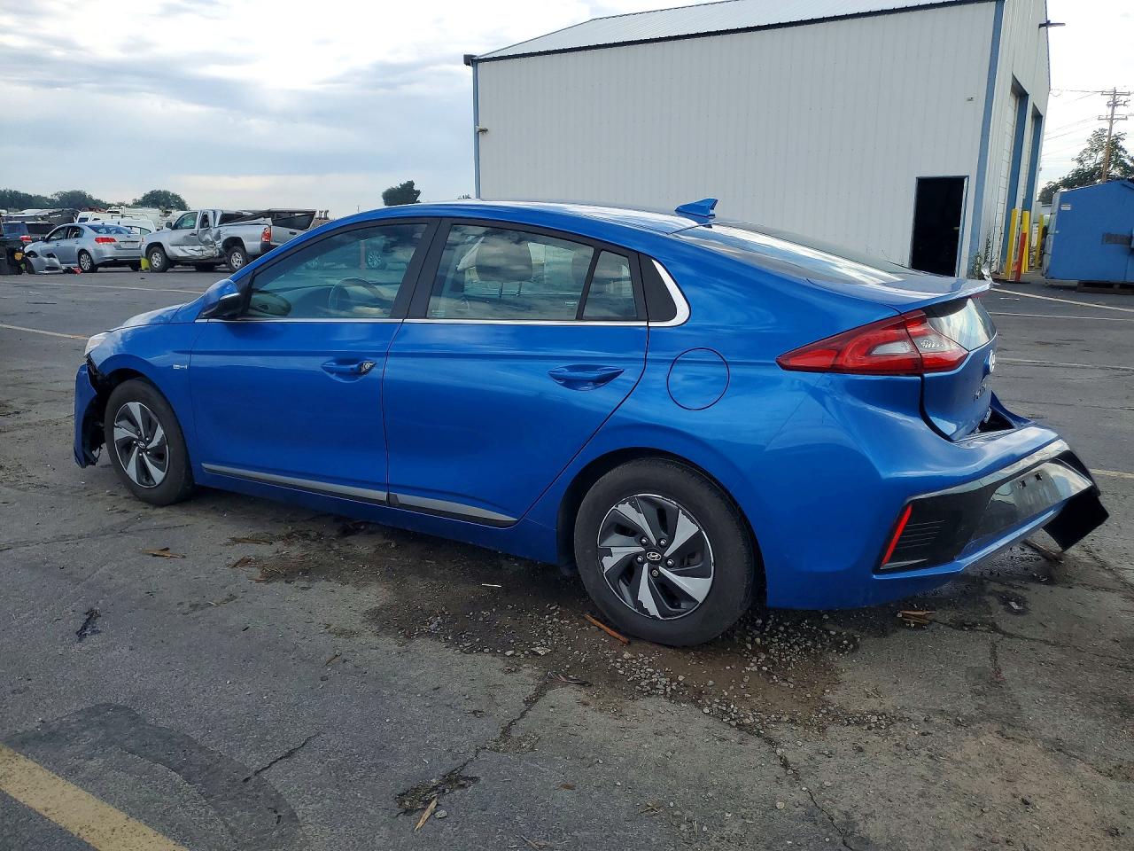 2017 HYUNDAI IONIQ SEL — снимка 2
