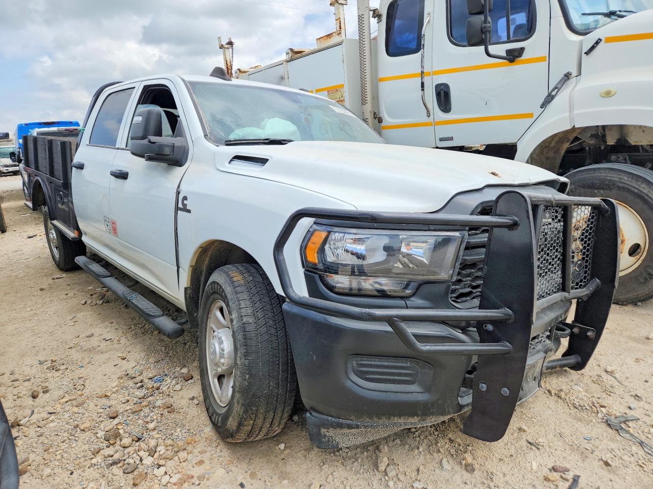 2024 RAM 3500 TRADESMAN — снимка 4