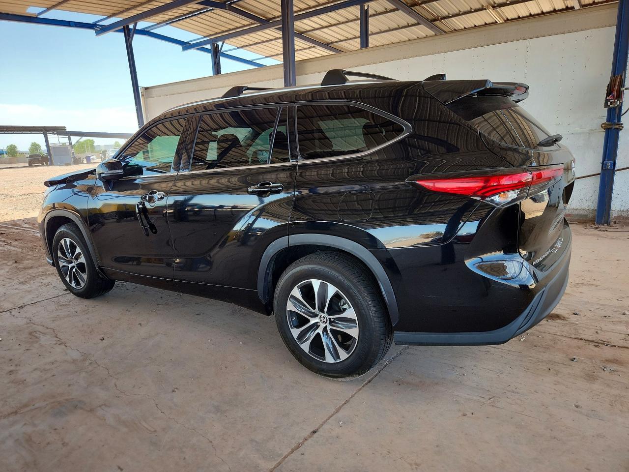 2021 TOYOTA HIGHLANDER XLE — снимка 2