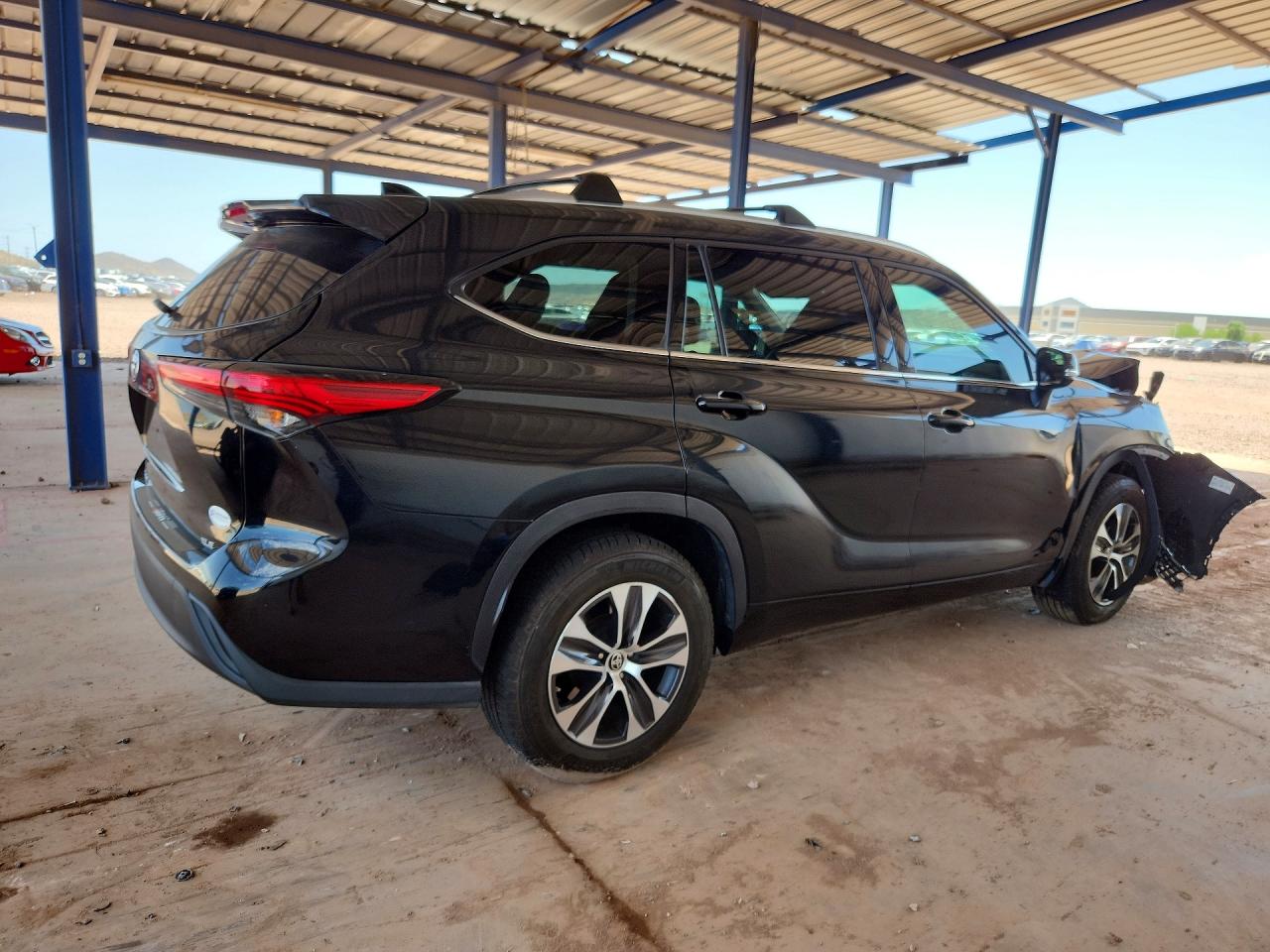 2021 TOYOTA HIGHLANDER XLE — снимка 3