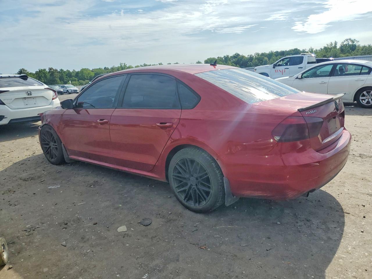 2015 VOLKSWAGEN PASSAT S — снимка 2