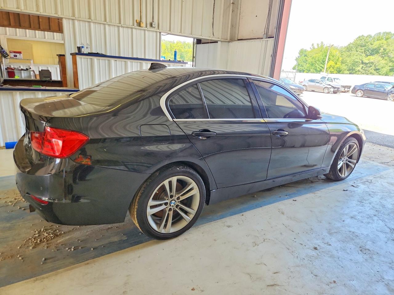 2015 BMW 335 XI — снимка 3