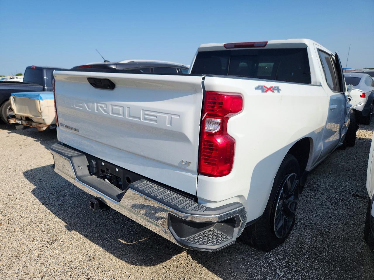 2023 CHEVROLET SILVERADO K1500 LT — снимка 2