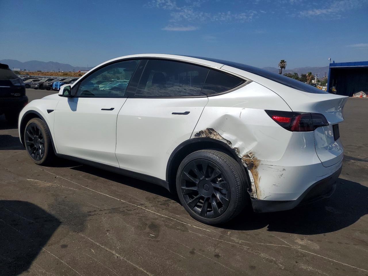 2022 TESLA MODEL Y — снимка 2