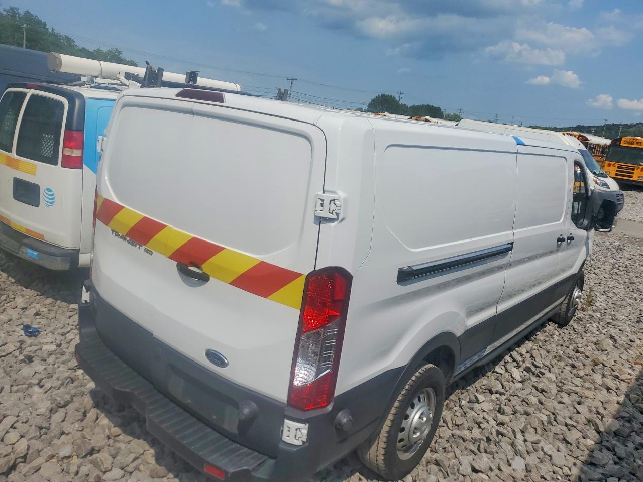 2024 FORD TRANSIT T-150 — снимка 3